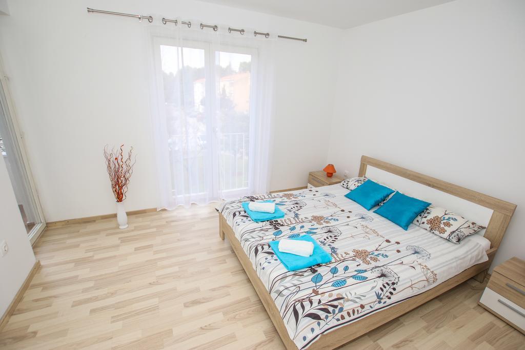 Apartment Bojan Porec Exterior photo