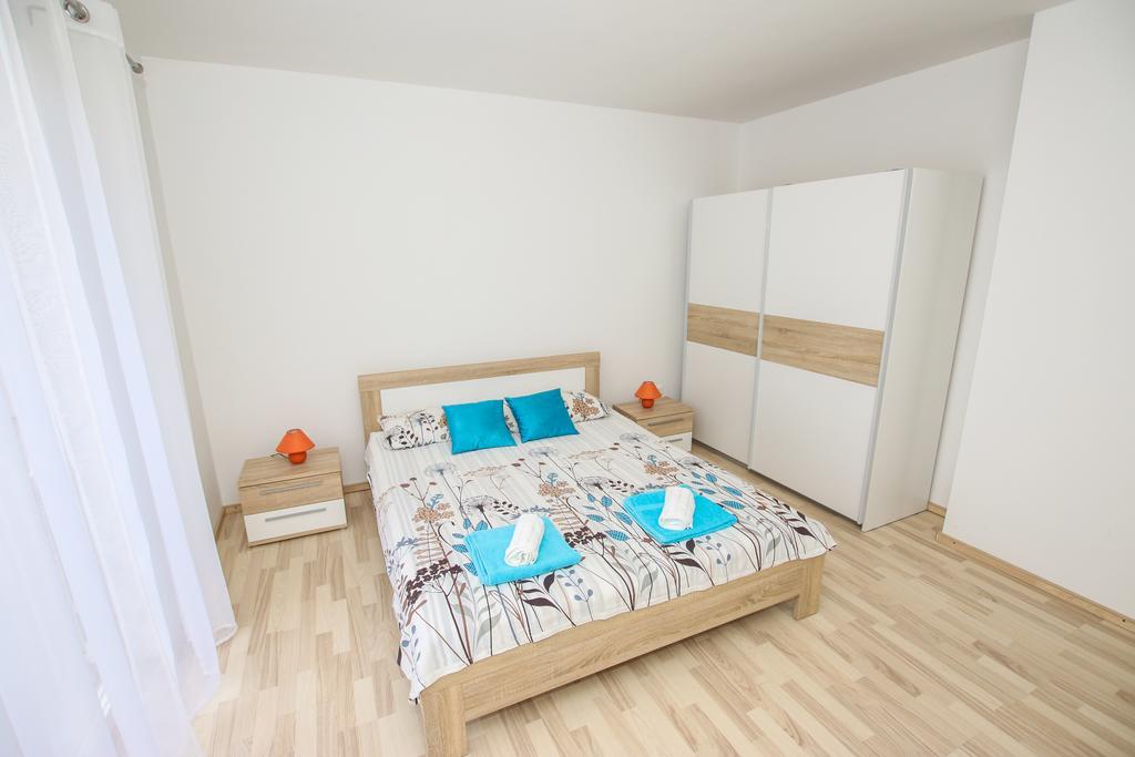 Apartment Bojan Porec Exterior photo